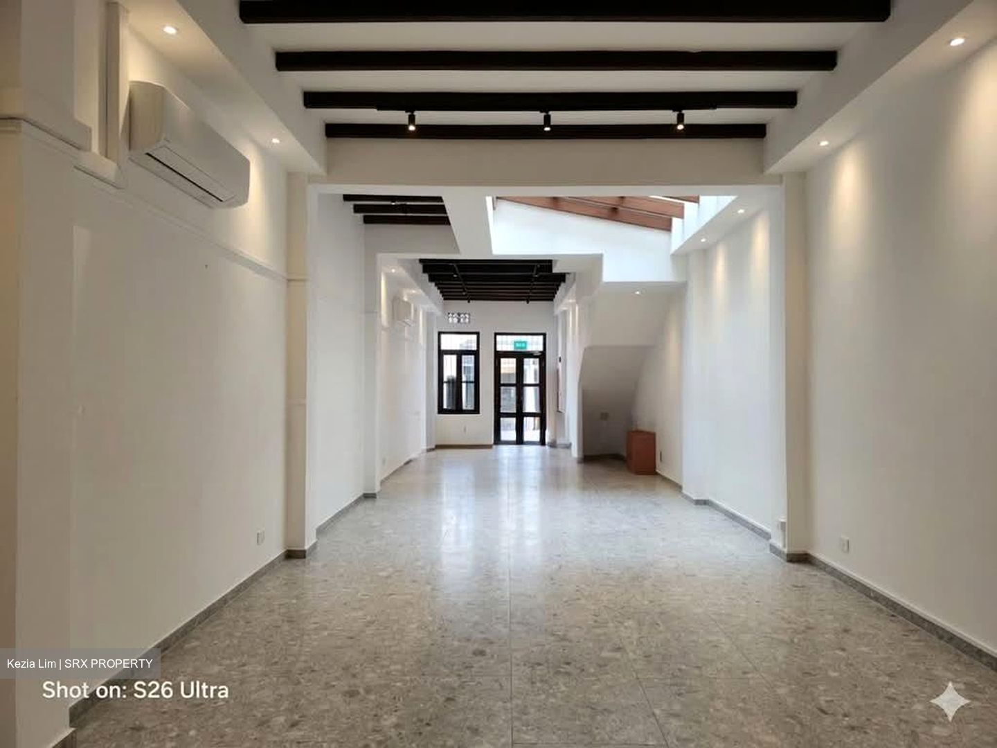 Tanjong Pagar Conservation Area (D2), Retail #587566271